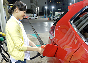 ガソリンの入れ方