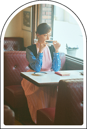 喫茶店で過ごすレトロな贅沢時間。