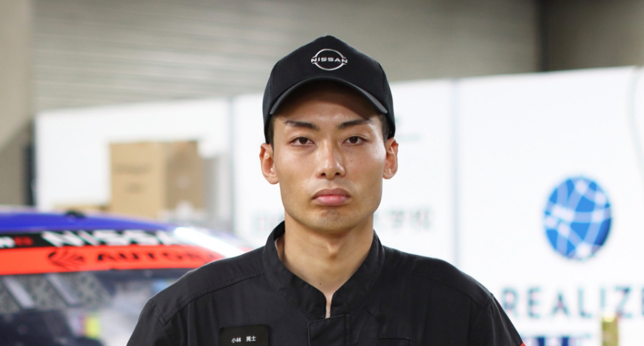 小林 晃士